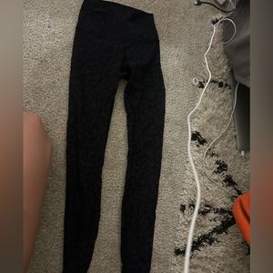 lululemon cheetah print leggings size 2